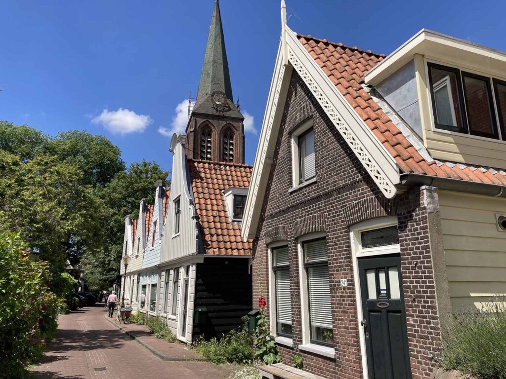 Walk or bike through Nieuwendam, the old Amsterdam neighborhood Nieuwendam historic 16th century houses and canals in Amsterdam