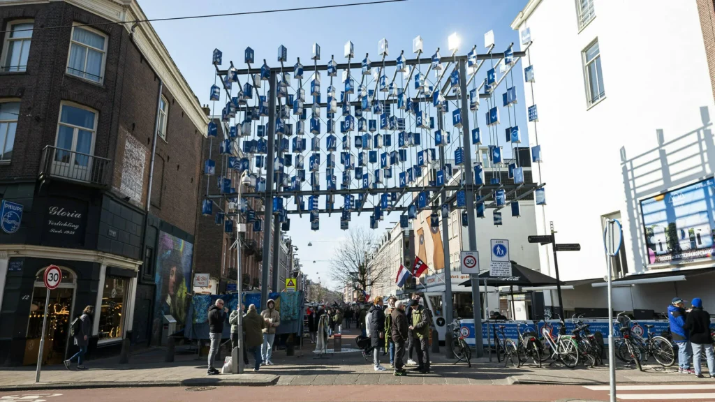 Albert Cuyp Market Amsterdam Lively stalls at Albert Cuyp Market in De Pijp, Amsterdam