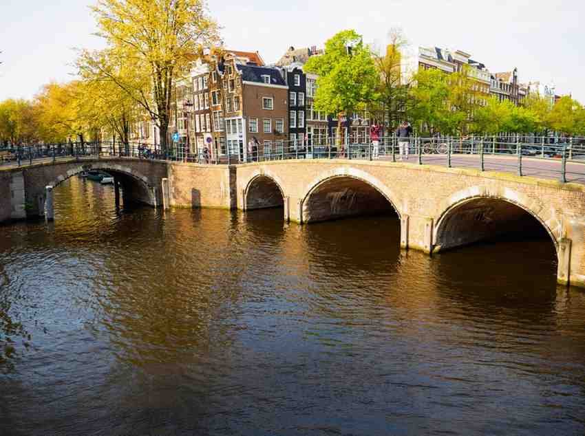 reguliersgracht-keizersgracht-amsterdam (1)