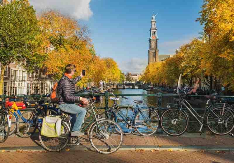 westerkerk-amsterdam-biking (1)