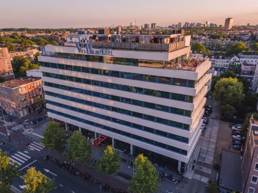 28.06.22_Rooftop-Cinema-Drone-1-530x398 (1)