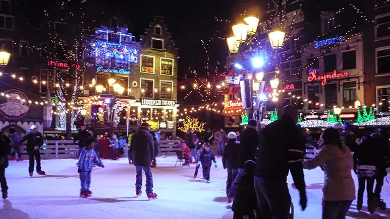 Leidseplein_Amsterdam1-LOWRES